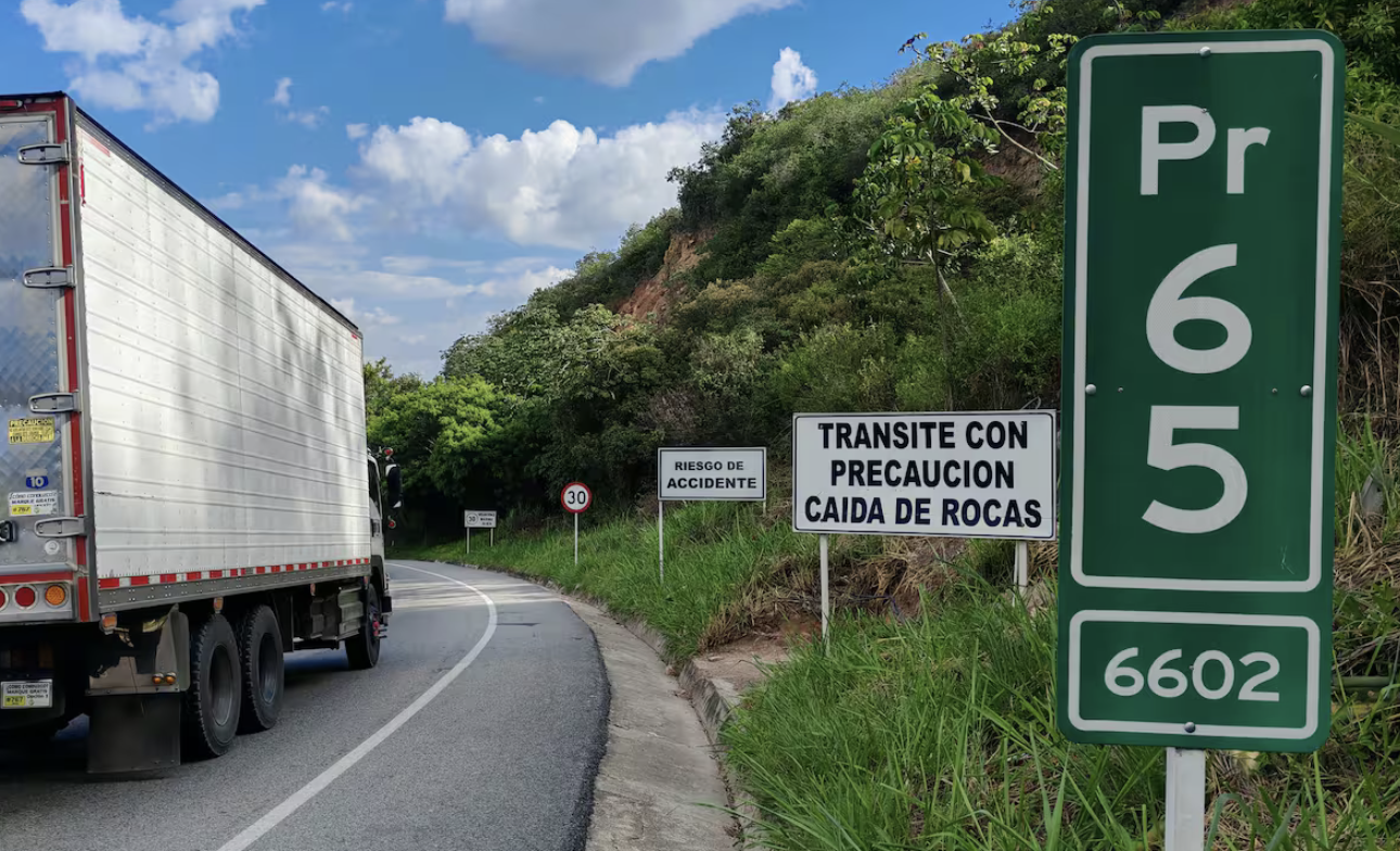 Cámaras sin aviso levantan polémica en la vía entre Lebrija y Girón
