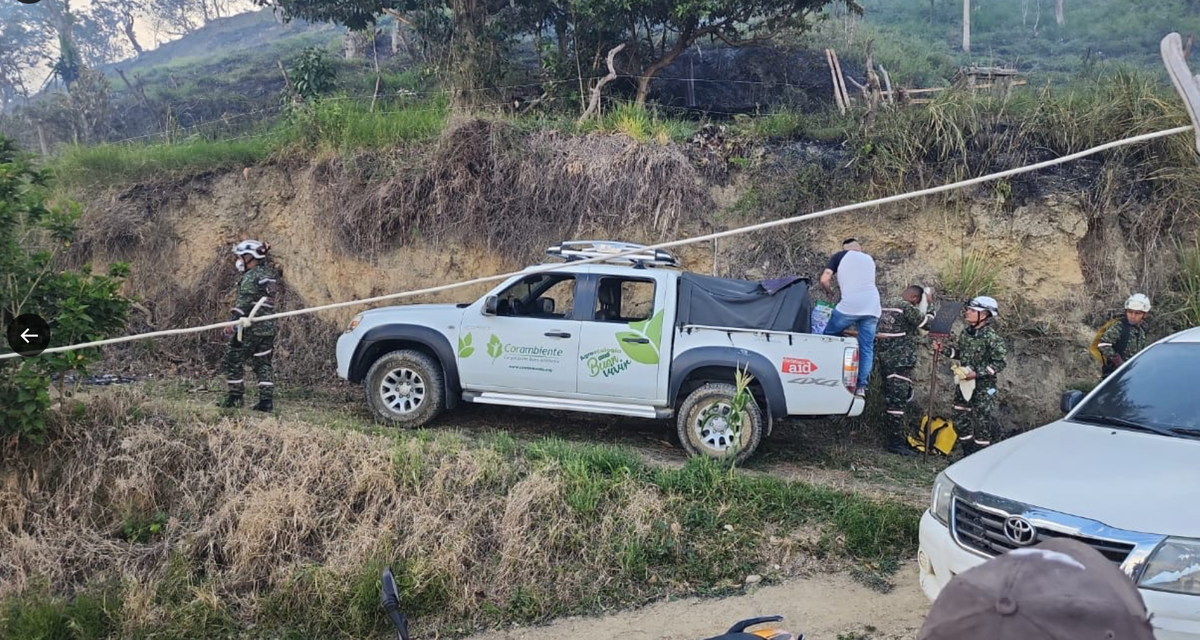 Emergencia ambiental en Santander: incendio forestal arrasa más de 100 hectáreas en Matanza