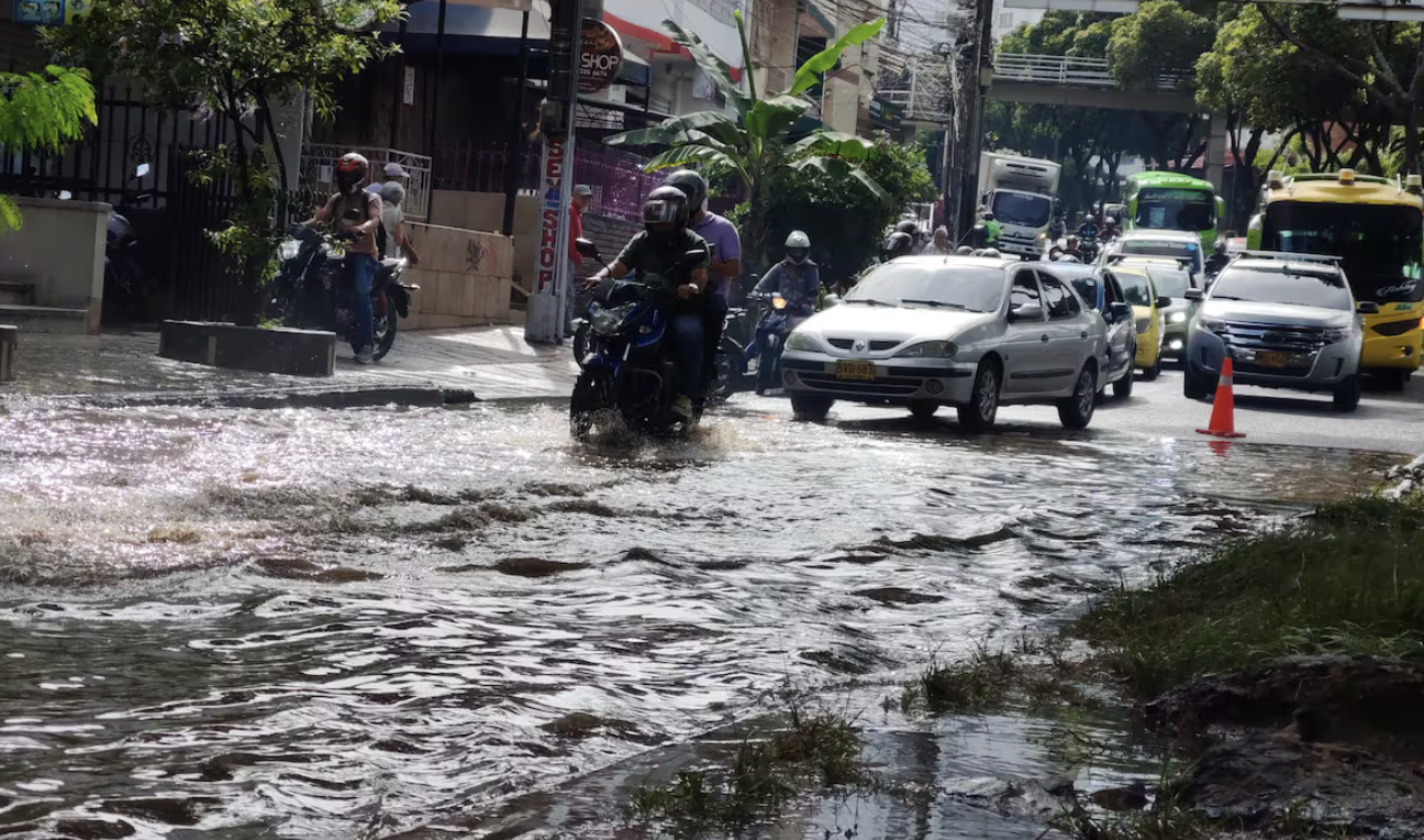 Bucaramanga busca soluciones: autoridades y ciudadanía unen esfuerzos frente a las inundaciones