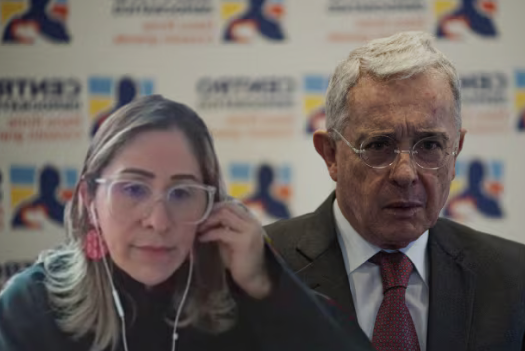 Condenan a Álvaro Uribe Vélez: en Santander y redes sociales se alza la voz contra la jueza Heredia
