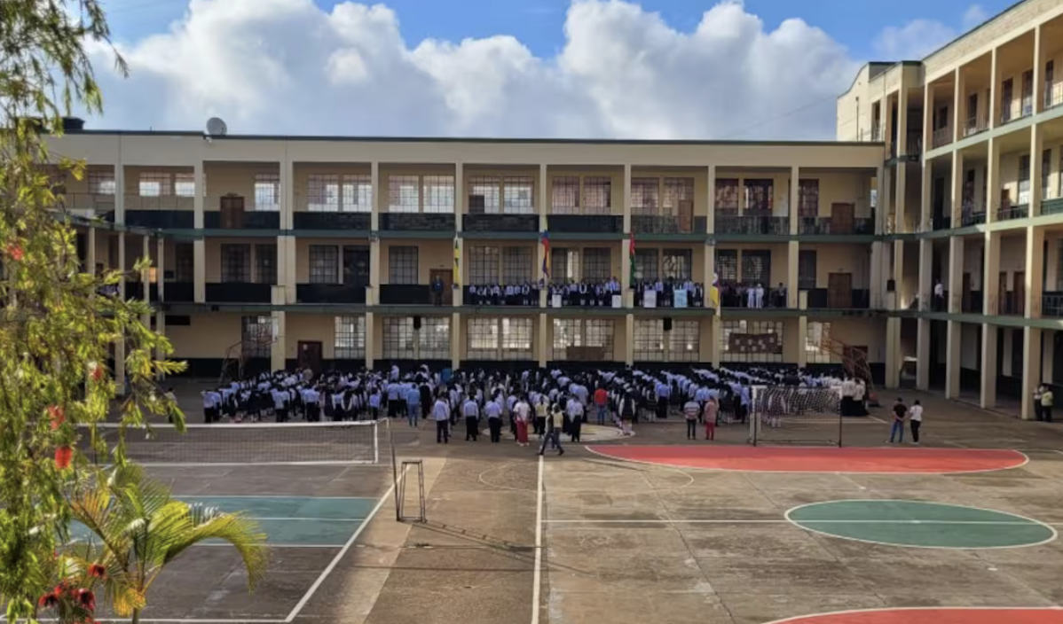 Mil estudiantes de Zapatoca sin clases: Hogar educativo cerrado por crisis sanitaria