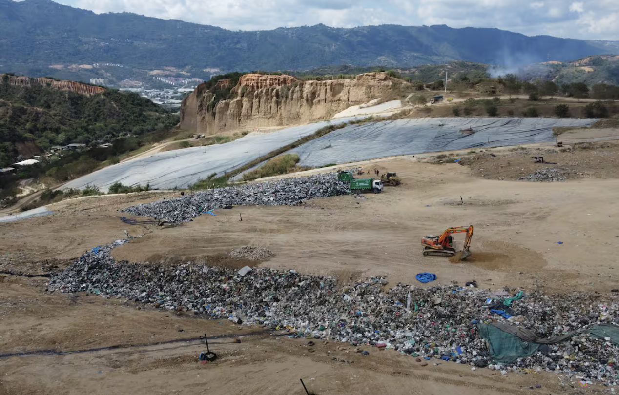 Le siguen mamando gallo a El Carrasco”: obras clave siguen en el limbo y el juez aprieta el reloj