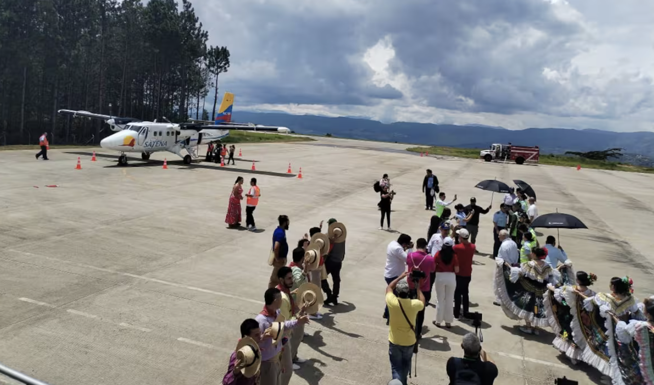 ¡Adiós, vuelo fantasma! Satena tira la toalla con la ruta San Gil–Bucaramanga
