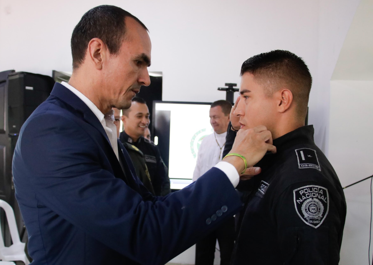 Manuel Parada: del despacho a la pataleta digital, el final infantil de un asesor que nunca entendió la seriedad del servicio público