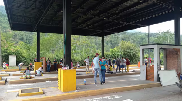 Santander en tensión: comunidades rechazan reapertura del peaje de Rionegro mientras obras viales avanzan solo al 26%