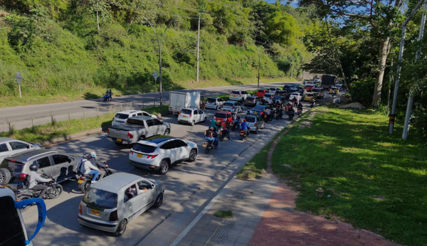 El tercer carril: La “obra eterna” que mantiene exasperados a los florideños