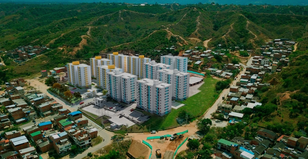 Santander sigue el pulso nacional del déficit habitacional: menos hogares en necesidad, pero crece la urgencia de vivienda nueva