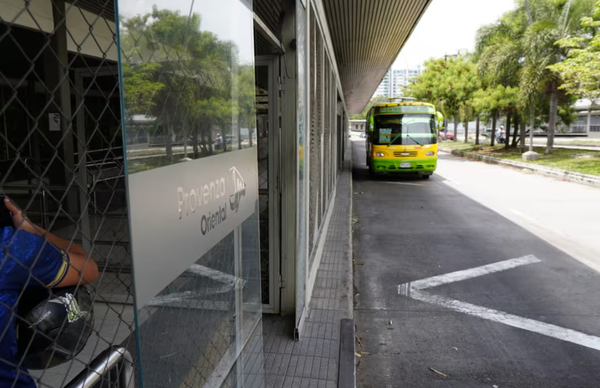 Bucaramanga busca oxígeno en Medellín: pacto por la movilidad metropolitana en medio de una crisis estructural
