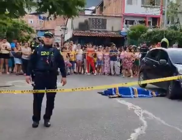 Acribillada en la calle: el sicariato manda y los alcaldes no responden
