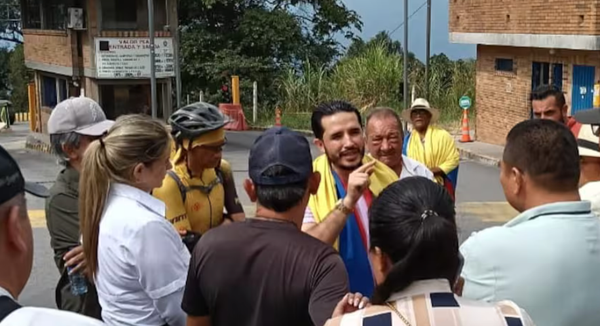 Comerciantes de los Santos acusan al grafitero Leonardo Silva Parada de instigador de la crisis de sus malas ventas.