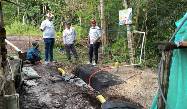 Gas a partir de estiércol transforma la cocina campesina en Puerto Parra, Santander