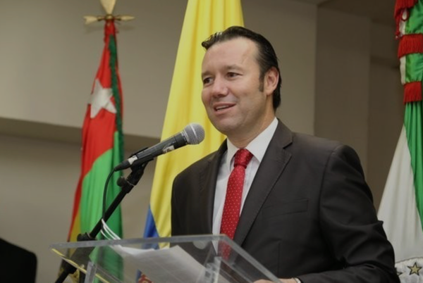 ¿Está el rector Omar Lengerke usando recursos de las UTS para proyectar su campaña a la Gobernación?
