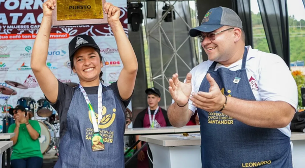 Joven caficultora brilló en el Primer Torneo de Catadores de Café en Aratoca