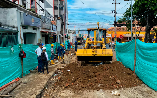 EMPAS vende humo con obras menores mientras Bucaramanga se hunde en problemas de alcantarillado