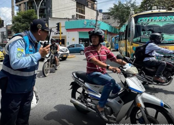 Tribunal mantiene la prohibición del parrillero en Bucaramanga y el área metropolitana, mientras miles de motociclistas quedan en el limbo