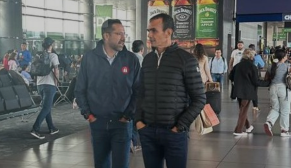 Manuel Parada, el bufón de la Alcaldía: del show de disfraces a mendigar un puesto tras la caída de Beltrán