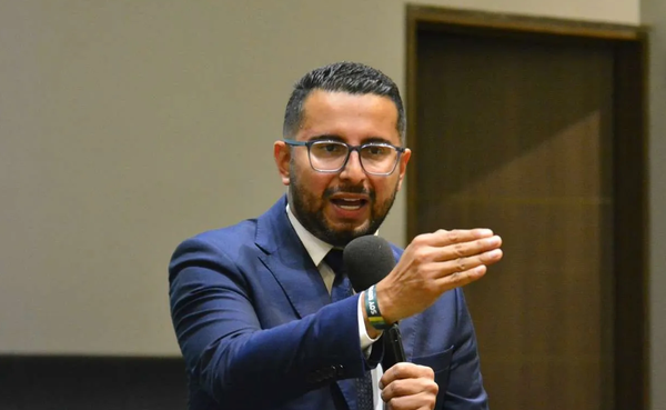 El alcalde que no manda: Cristian Portilla, el títere que Jaime Andrés Beltrán mueve desde las sombras